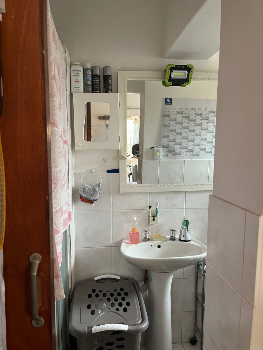 5 Bedroom Property for Sale in Noorsekloof Eastern Cape